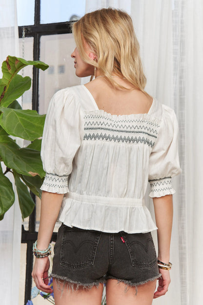 Smocked Puff Sleeve Peasant Blouse – outfit idea for women | Ro + Ivy