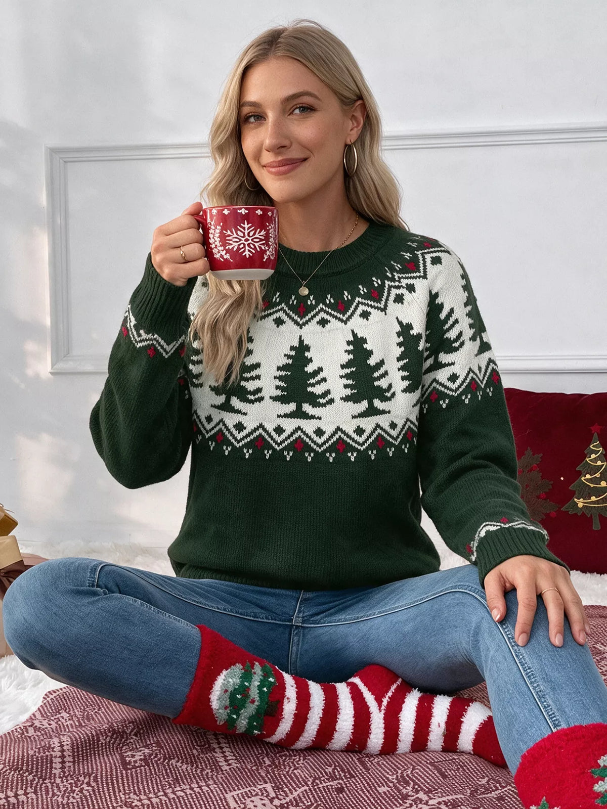 Christmas Tree Pattern Round Neck Stretch Knit Sweater Dark Green