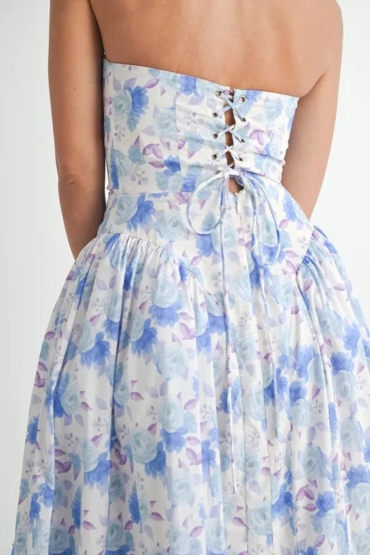 Sweetheart Neckline Floral Printed Midi Dress – outfit idea for women | Ro + Ivy