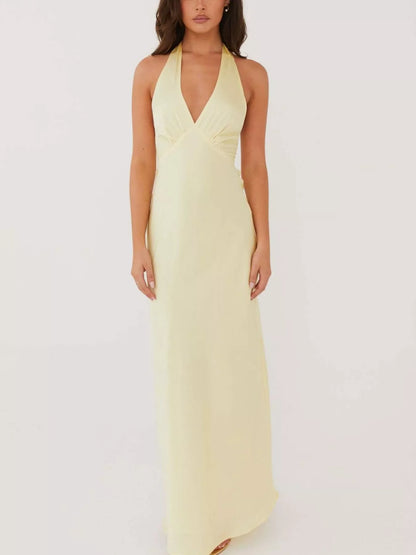 Women's Backless Halter Neck Sleeveless Maxi Dress - Maxi Dresses