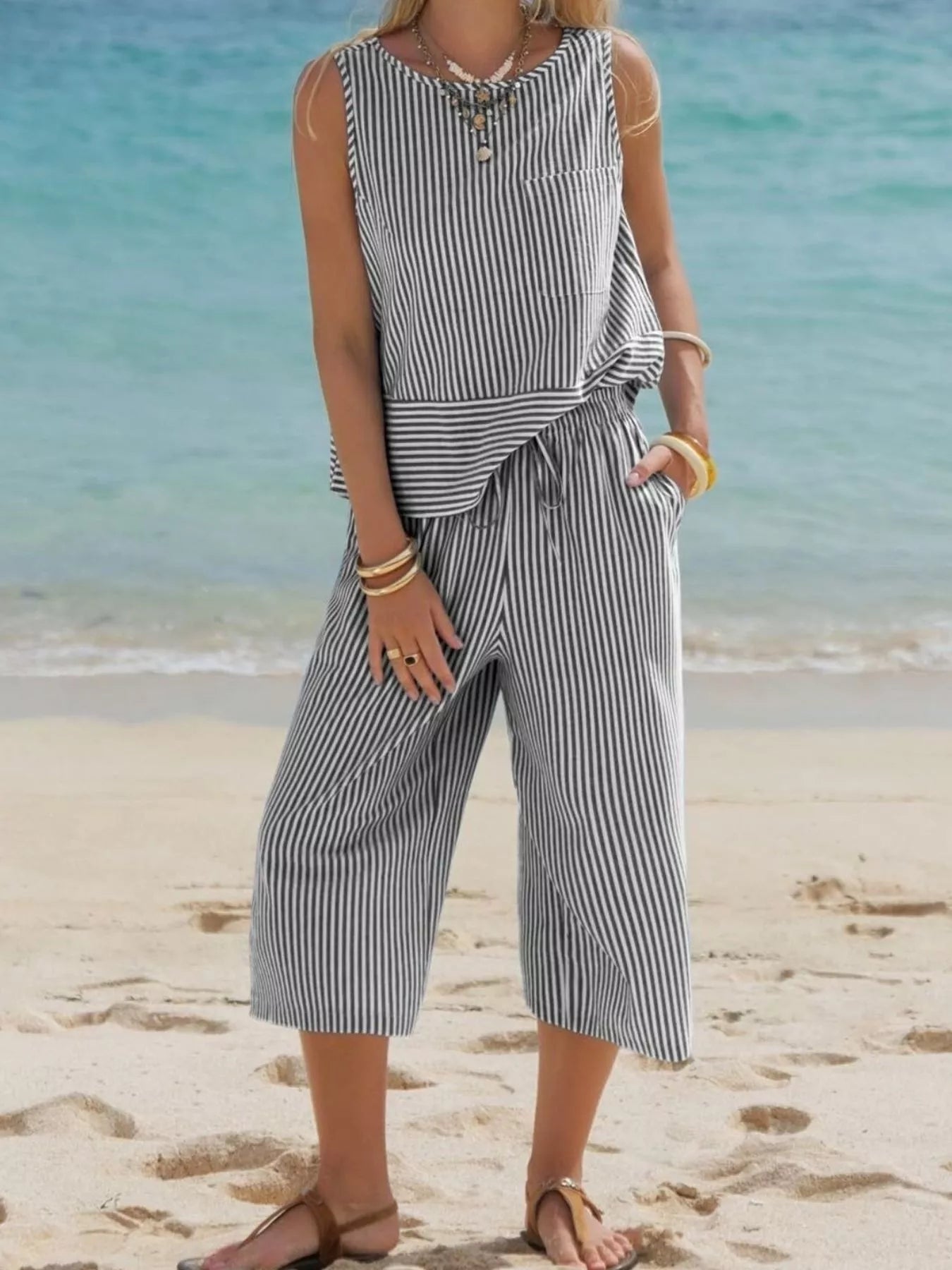 Women's Striped Sleeveless Top and Cropped Pants Set - Matching Sets