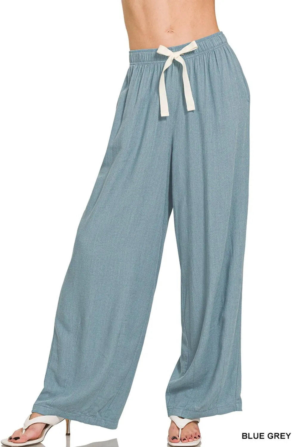 Linen Drawstring Pants – outfit idea for women | Ro + Ivy