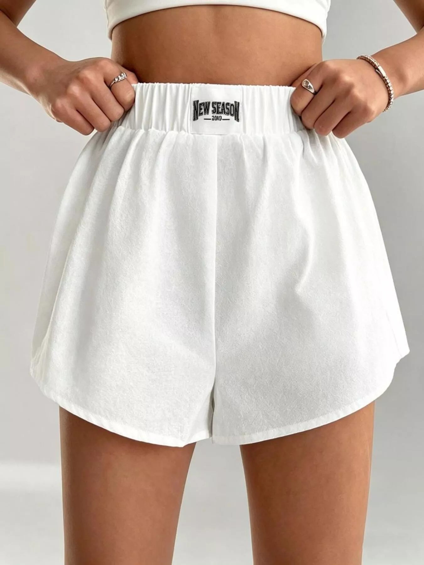 Women's Elastic Waistband Casual Shorts - Shorts