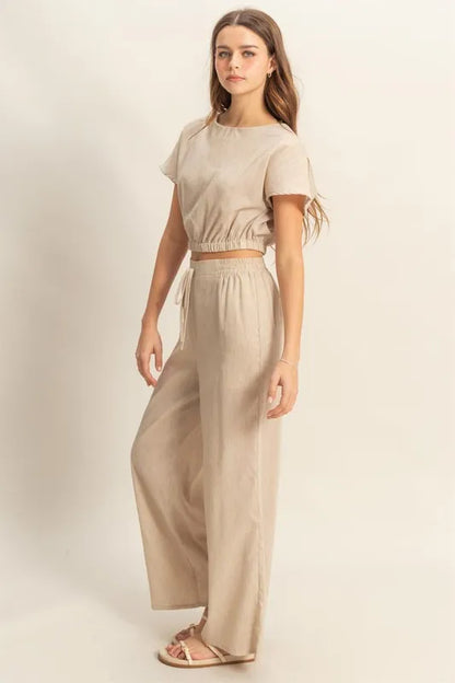 Round Neck Short Sleeve Top And Pants Set – outfit idea for women | Ro + Ivy