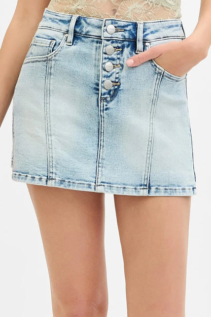 Full Size High Rise Button Down Skorts Plus Size – LIGHT outfit idea for women | Ro + Ivy