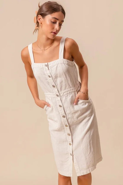 Button Down Pocket Front Pinafore Knee Length Dress – outfit idea for women | Ro + Ivy