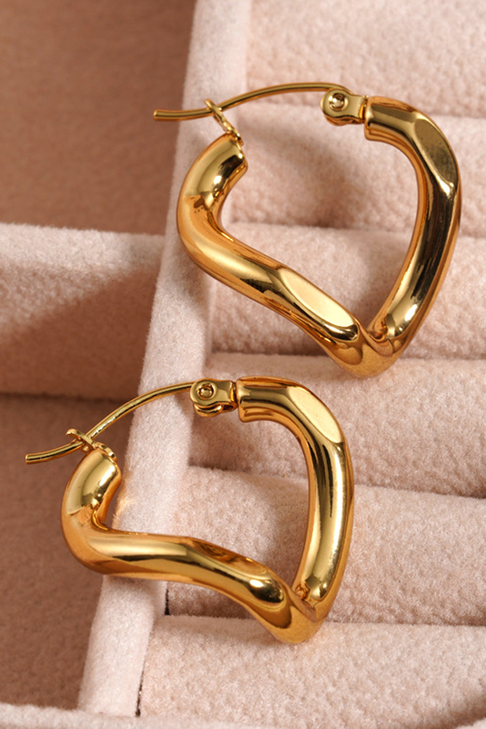 Spiral Stainless Steel Hoop Earrings — Elegant Minimalist Sophisticated Everyday Style - Jewelry