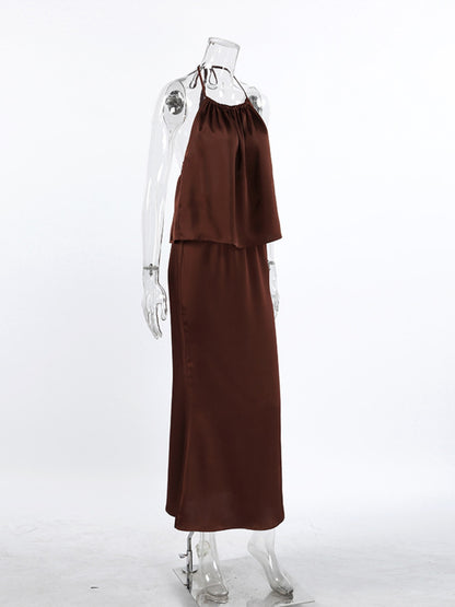 Women's Backless Halter Neck Maxi Dress - Maxi Dresses