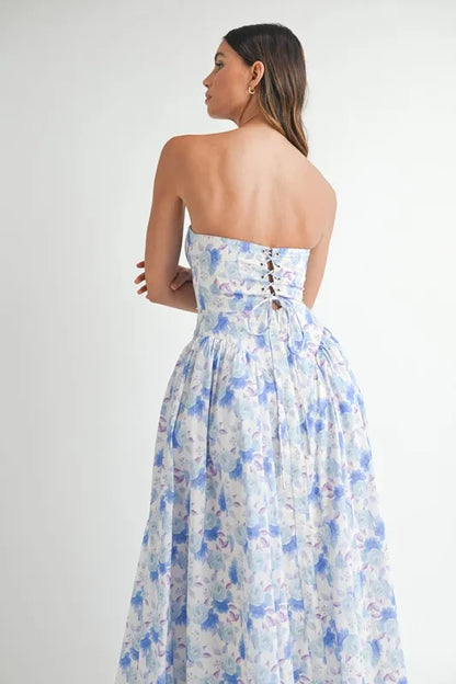 Sweetheart Neckline Floral Printed Midi Dress – outfit idea for women | Ro + Ivy