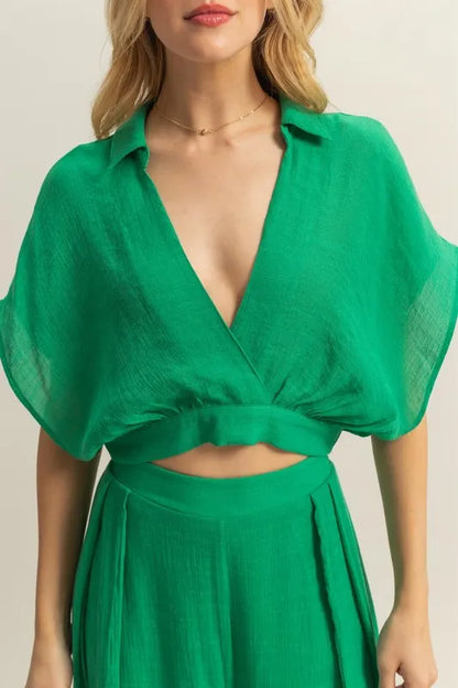 Kimono Sleeve Crop Top And Wide Leg Pants Set – outfit idea for women | Ro + Ivy