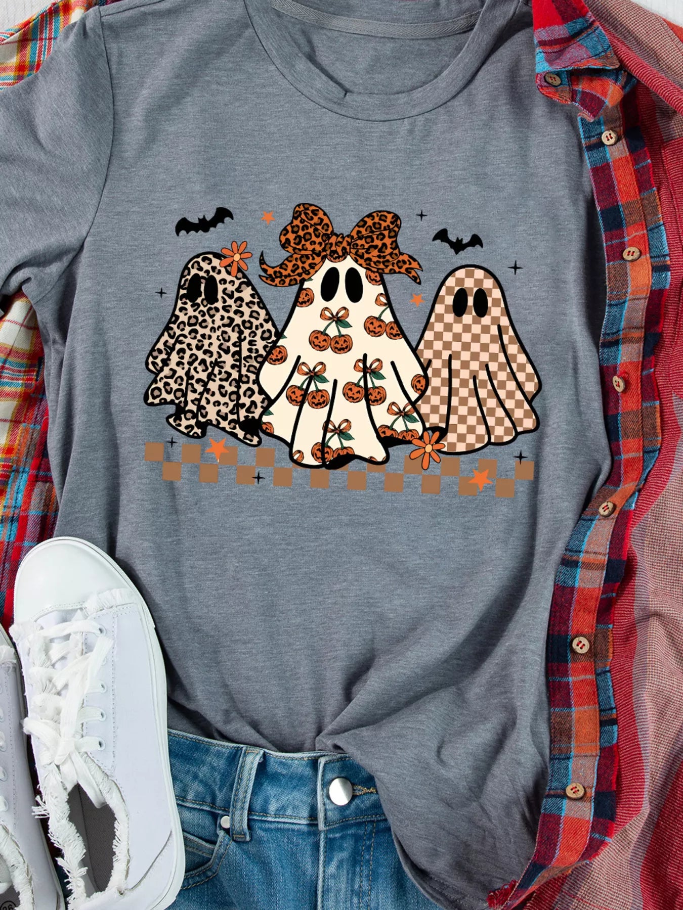 Halloween Ghosts Round Neck T-Shirt