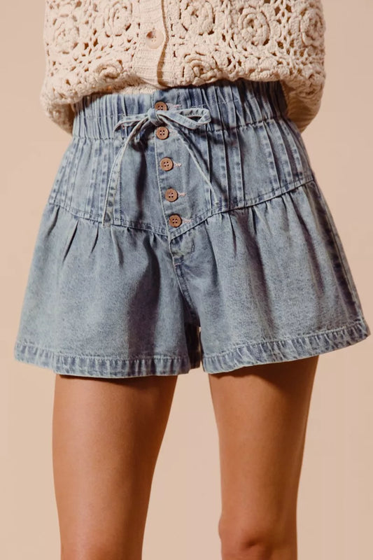 DENIM Flared Denim Shorts With Elasticized Waist | Trendy Shorts Outfit Idea for Women by Ro + Ivy | Elevated Basics, Modern Comfort & Style