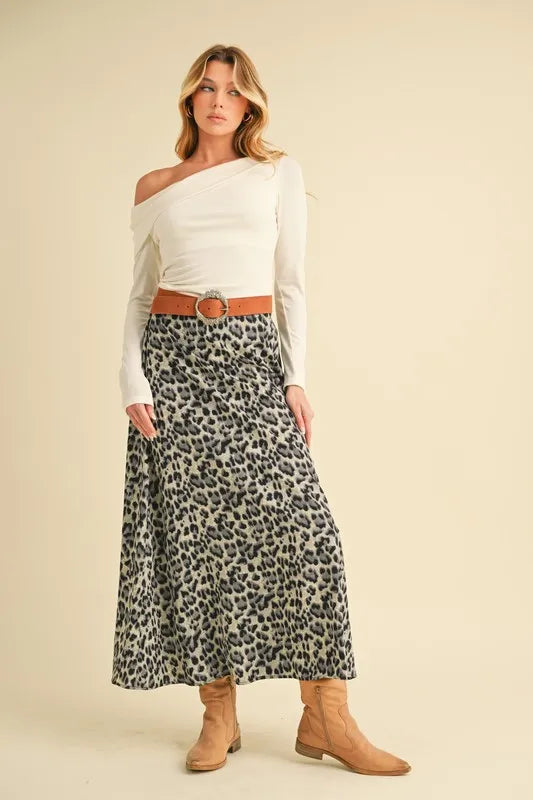 Leopard Midi Skirt | Trendy Skirts Outfit Idea for Women by Ro + Ivy | Elevated Basics, Modern Comfort & Style
