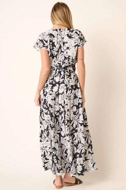 Tropical Print Top And Skirt Set – outfit idea for women | Ro + Ivy