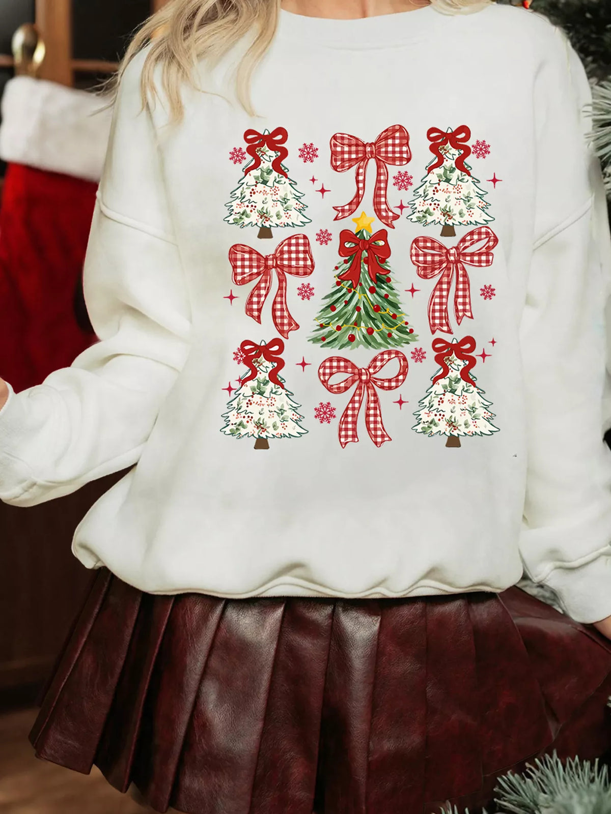 Christmas Tree Ribbon Bow Print Drop-Shoulder Sweatshirt