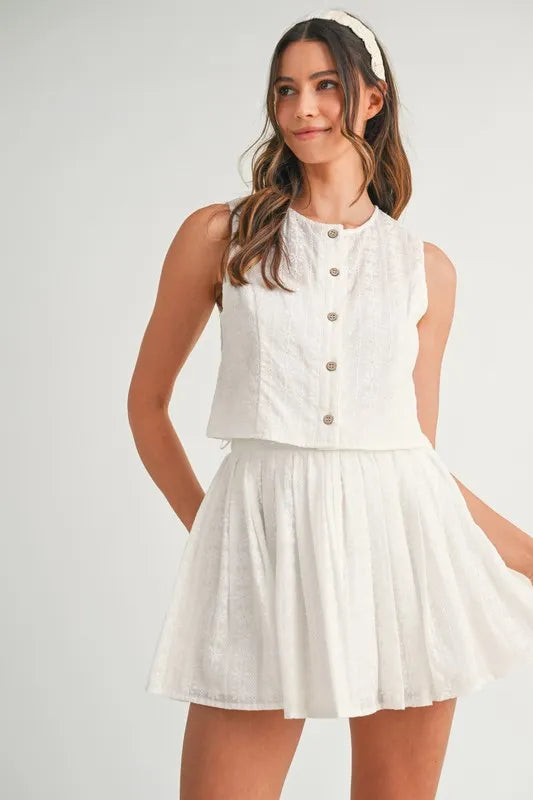 Eyelet Lace Top And Mini Skirt Set – Off White outfit idea for women | Ro + Ivy