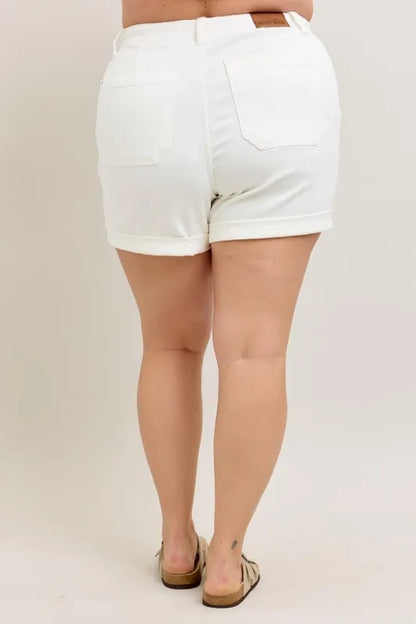 High Waist Cuff Denim Shorts – outfit idea for women | Ro + Ivy