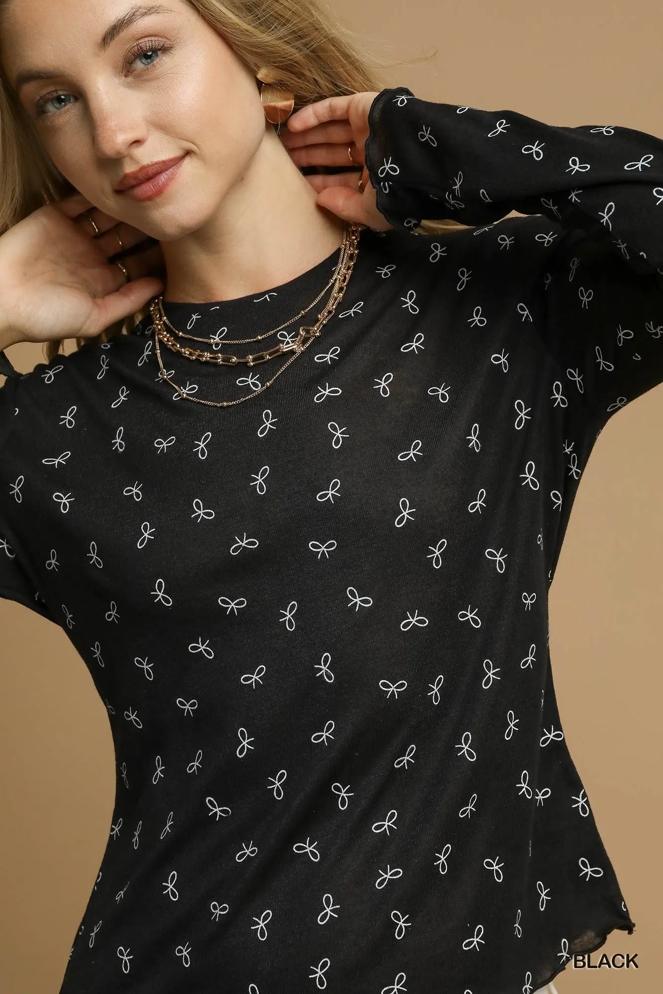 Bow Print Lightweight Long Sleeve Knit Top | Trendy Tops Outfit Idea for Women by Ro + Ivy | Elevated Basics, Modern Comfort & Style