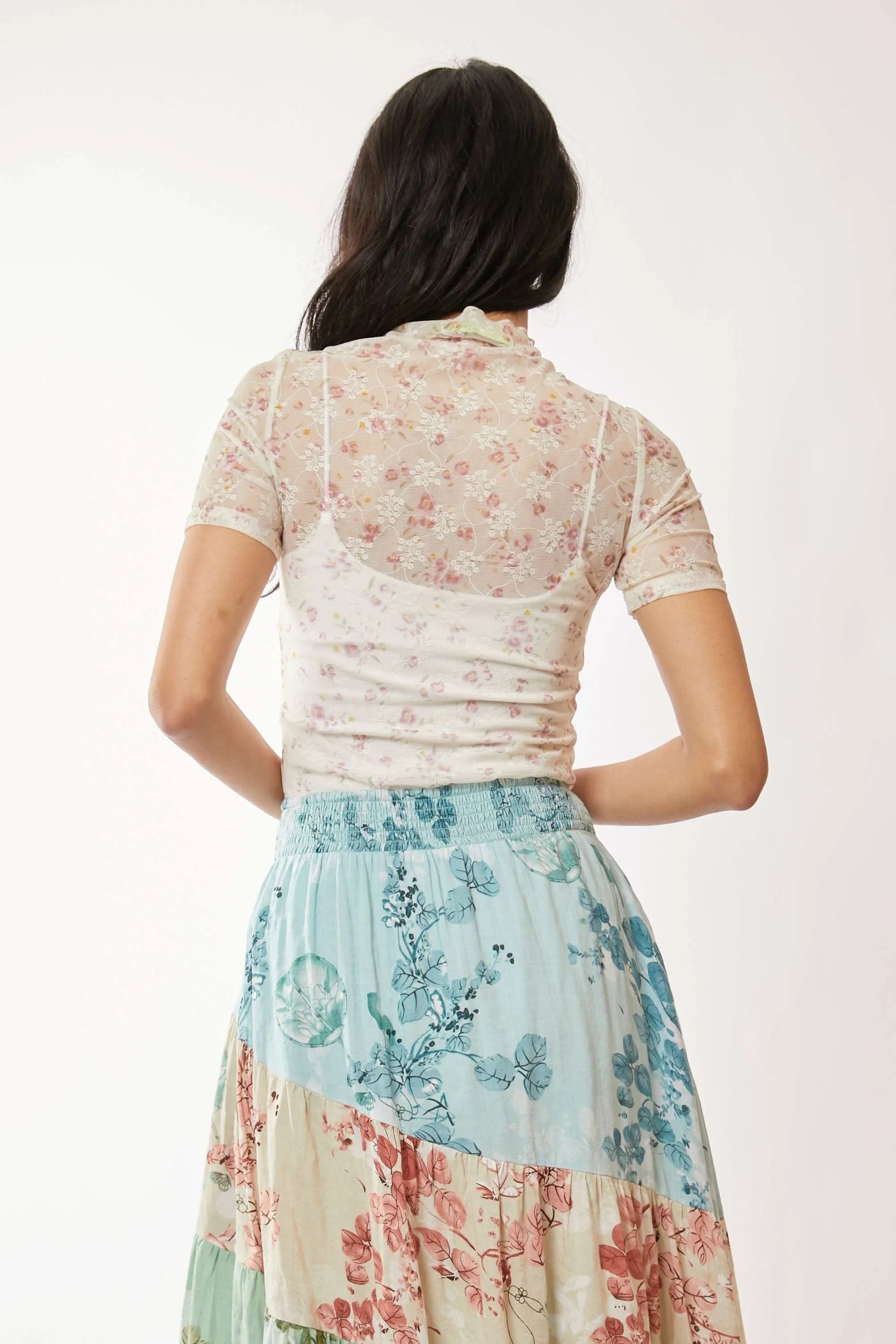 Floral Mesh Mock Neck Short Sleeve Top – outfit idea for women | Ro + Ivy