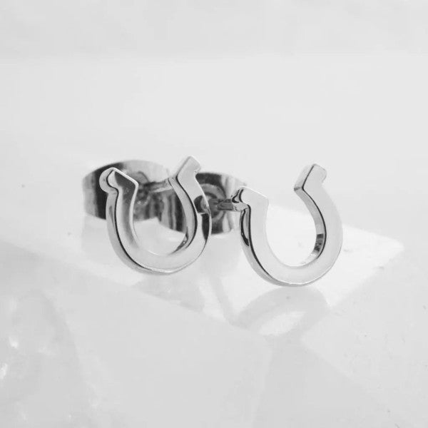 Horseshoe Stud Earrings Trendy Earrings Outfit Idea for Women | Ro + Ivy