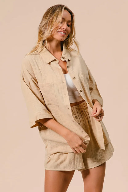 Crinkle Gauze Shirt And Short Set – outfit idea for women | Ro + Ivy