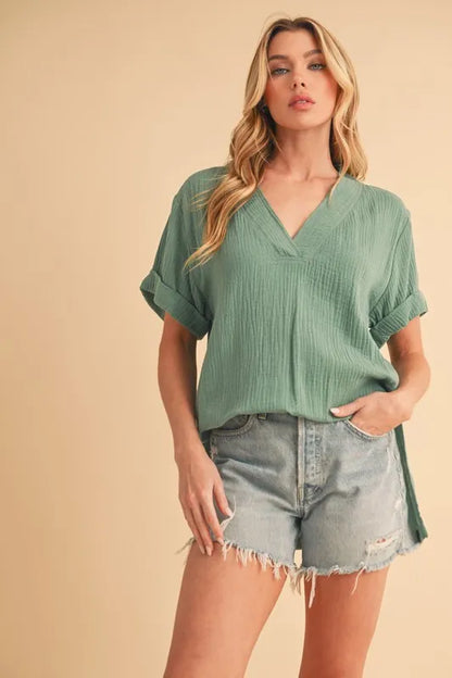 Turquoise V-Neck Side Slit Short Sleeve Blouse | Trendy Blouses Outfit Idea for Women by Ro + Ivy | Elevated Basics, Modern Comfort & Style