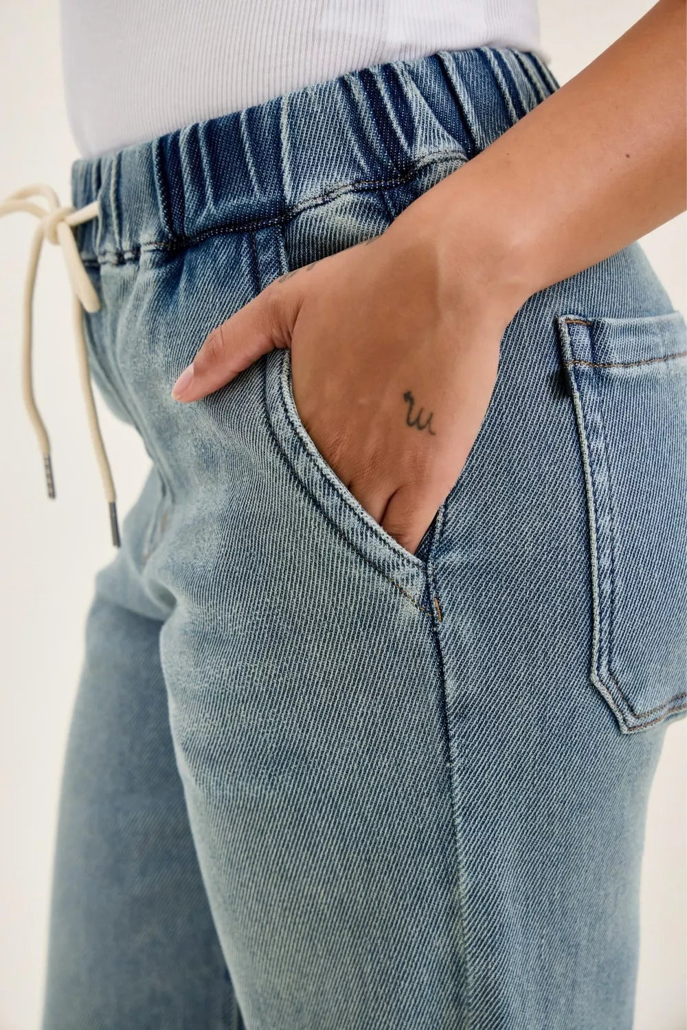 Women's High Waist Baggy Jeans, Stone Wash - Jeans