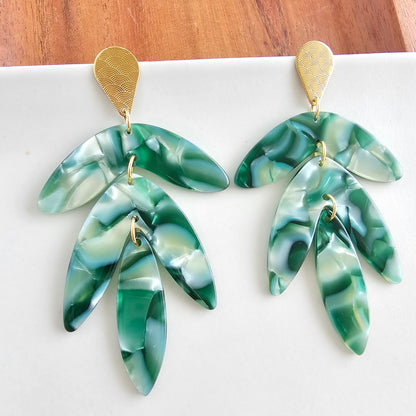 Tropical Palm Lustre Statement Earrings — Paradise-Inspired Lush Tropical Dangle Style - Earrings