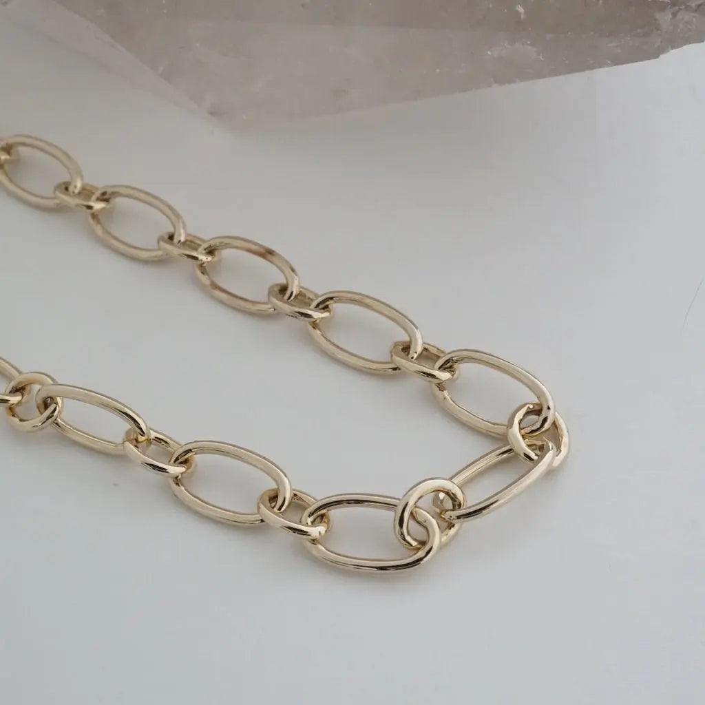 Alternating Oval Link Chain Necklace — Shimmering Bold Layering Everyday Jewelry - Necklaces