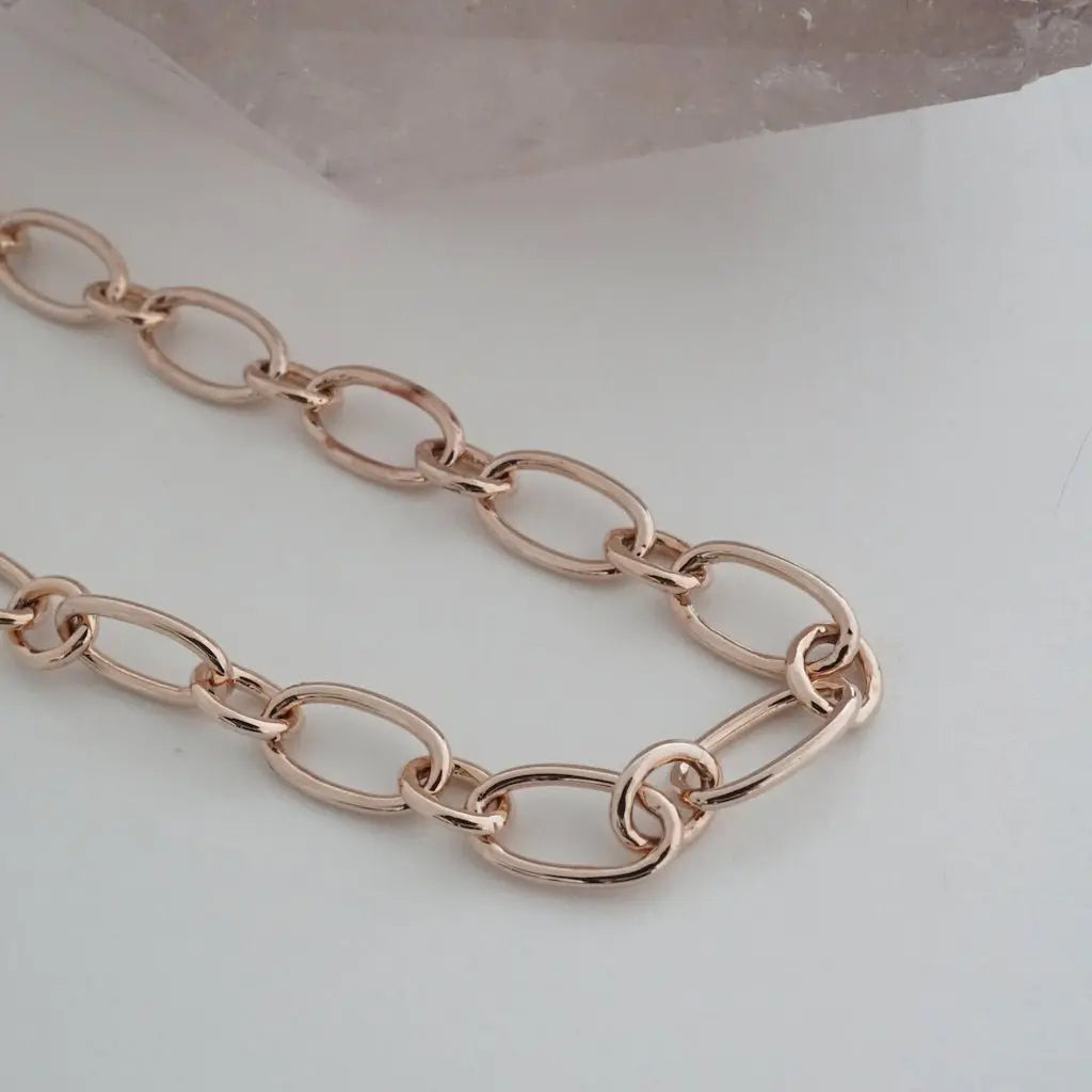 Alternating Oval Link Chain Necklace — Shimmering Bold Layering Everyday Jewelry - Necklaces