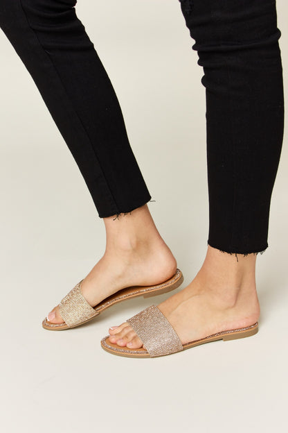 Rhinestone Open Toe Flat Sandals for Women | Sandals | Ro + Ivy